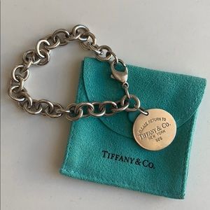 Tiffany & Co Return to Tiffany circle tag bracelet